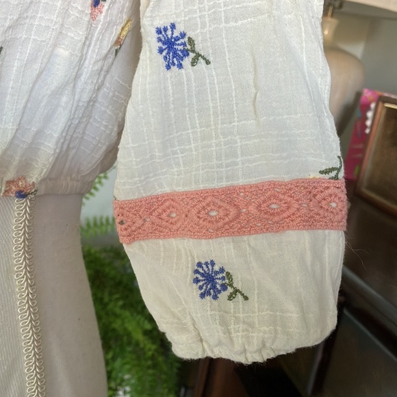 Peasant crop blouse - Forever 21 size S - Picture 3 of 4